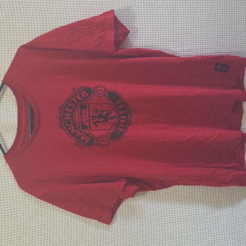 Manchester United  Addias Tshirt